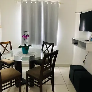 Em Floripa -muito Proximo Ao Aeroporto , Florianópolis Brasil