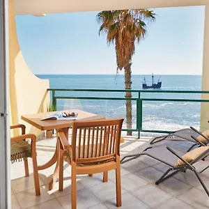 Lovely With Pool And Sea View , Funchal (Madeira) Portugal